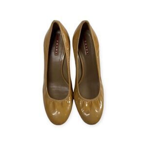 Prada Patent Leather Tan Brown  Pumps‎ Size EU 38